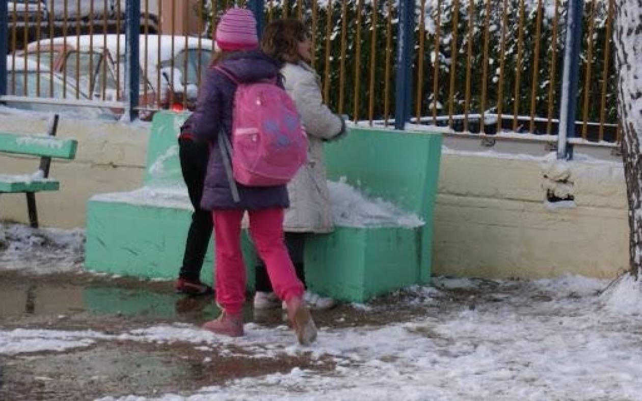 Kλειστά σχολεία στη Λάρισα λόγω γρίπης και παγετού