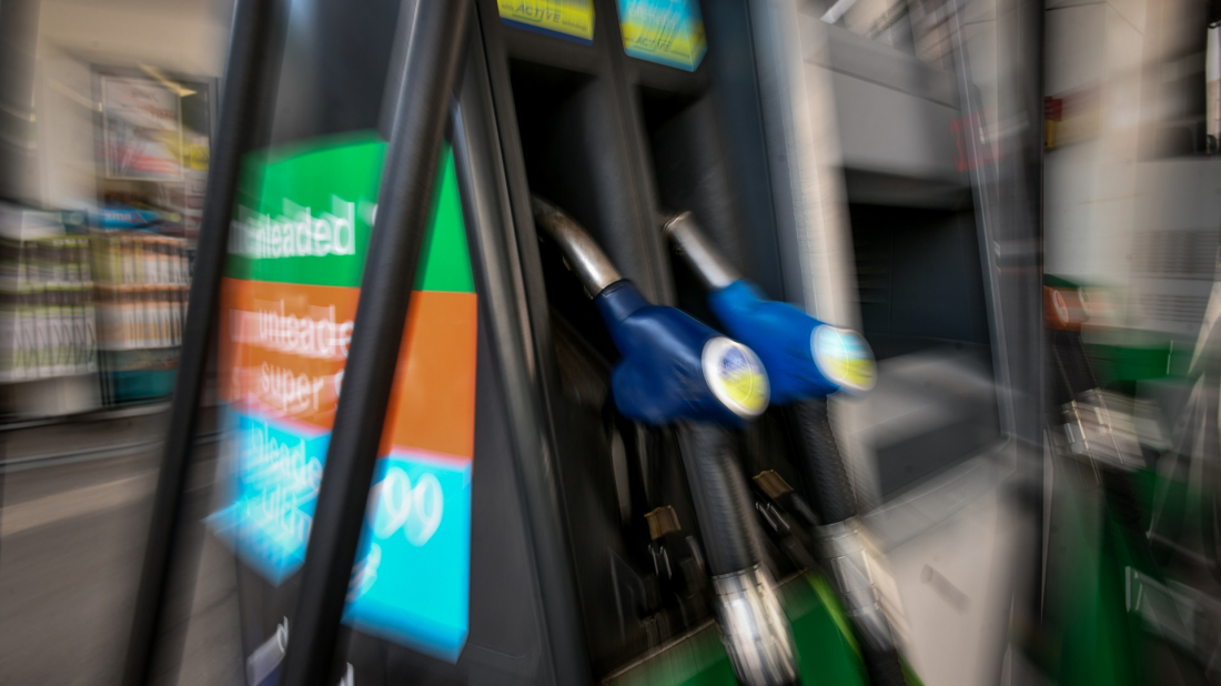 Λάρισα - Καύσιμα:  Στην ίδια τιμή έφτασαν βενζίνη και πετρέλαιο κίνησης