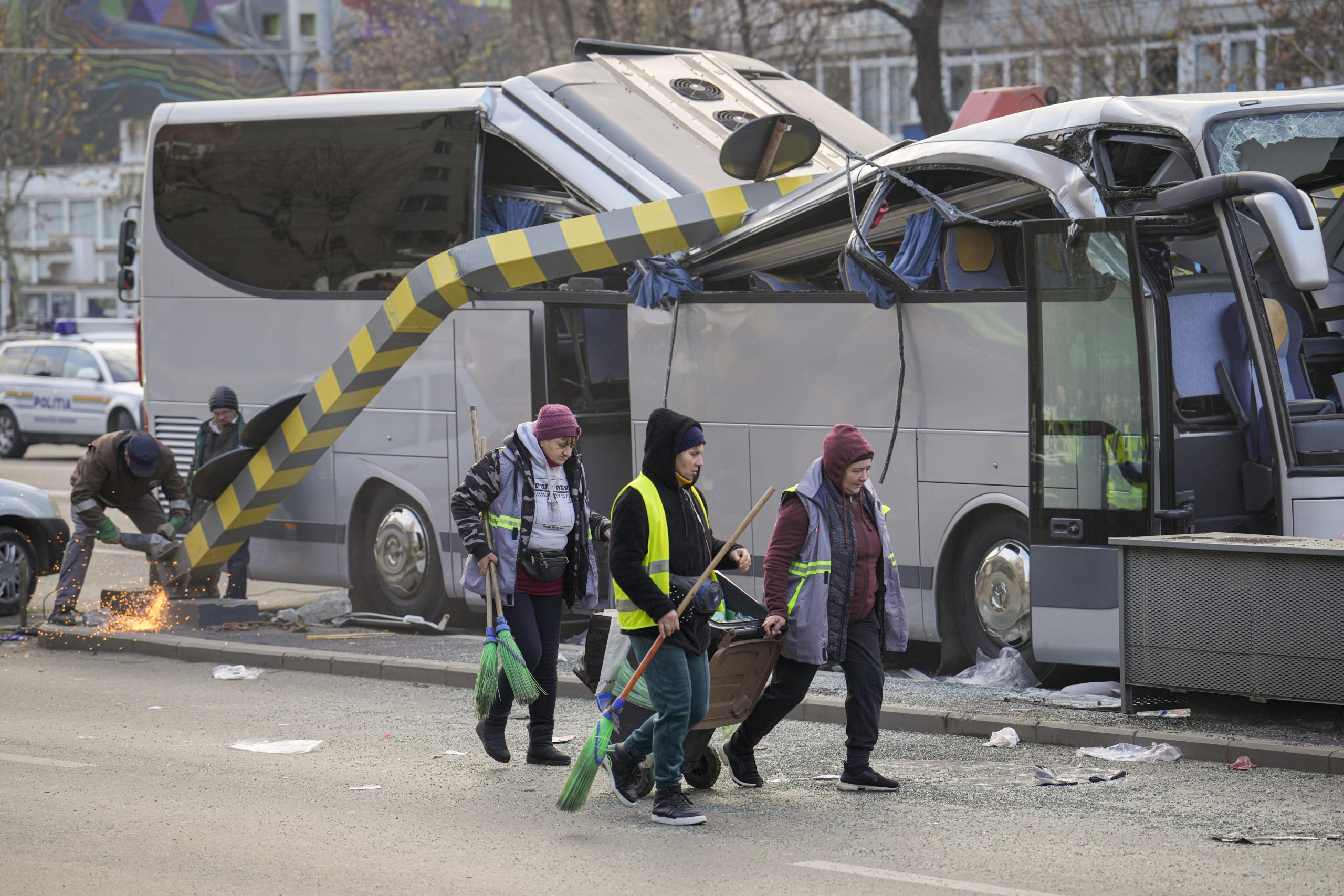Λαρισαίοι επιβάτες λεωφορείου κατέθεσαν μήνυση για το δυστύχημα του Βουκουρεστίου 