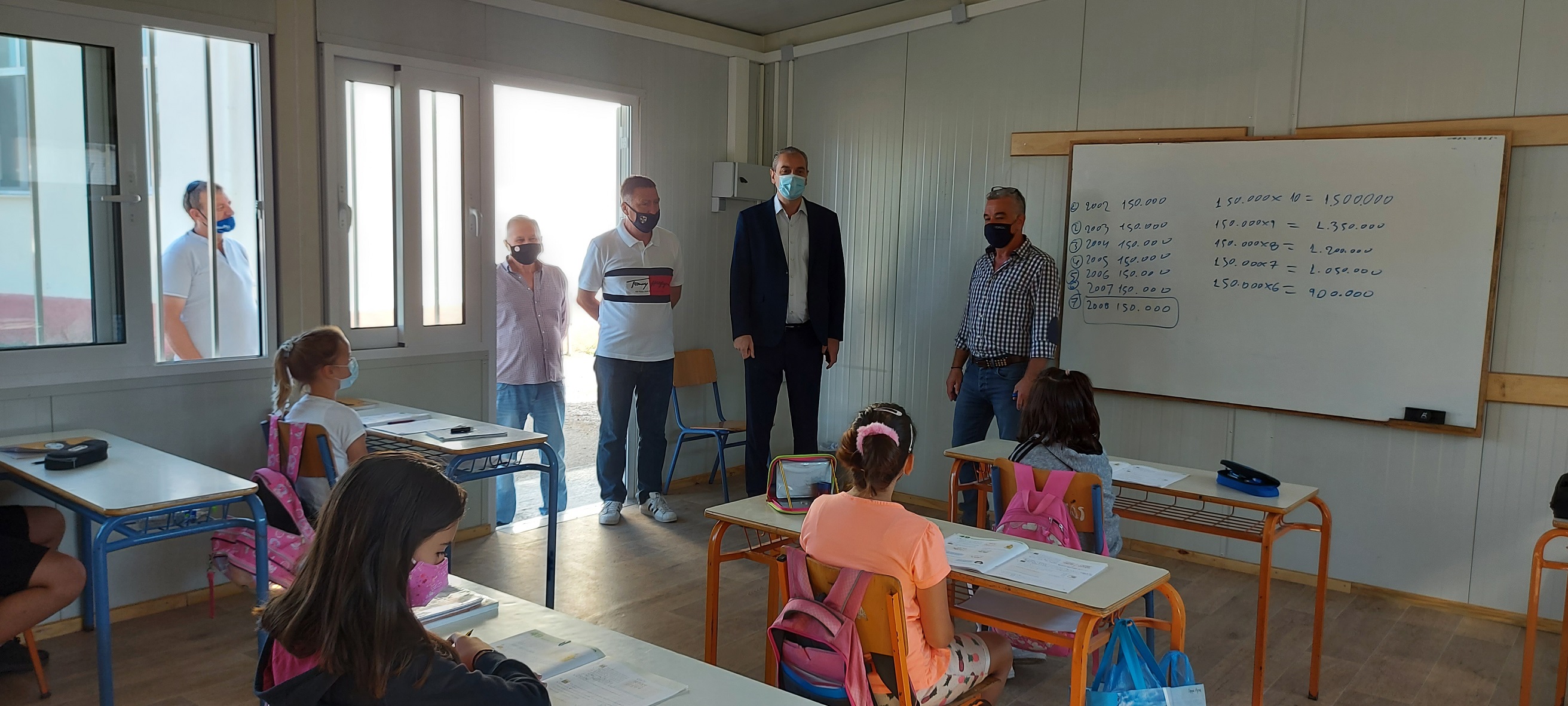 Σε σεισμόπληκτα σχολεία σε Βλαχογιάννι και Δομένικο ο Δήμαρχος Ελασσόνας