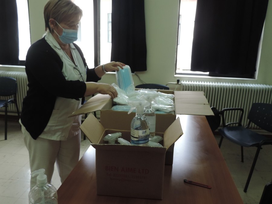 Η ΠΕΔ Θεσσαλίας δώρισε υγειονομικό υλικό στο Κέντρο Υγείας Φαρσάλων 