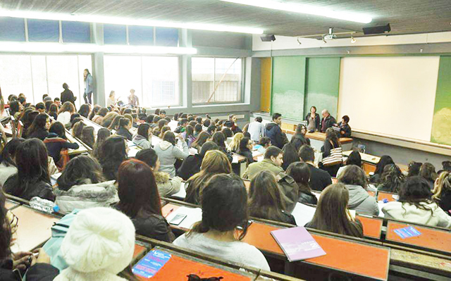 Χωρίς επαγγελματικά δικαιώματα τρία τμήματα του νέου πανεπιστημίου Θεσσαλίας