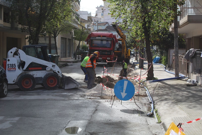 Κυκλοφοριακές ρυθμίσεις στην οδό Βόλου για έργα της ΔΕΥΑΛ