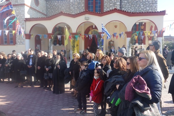 Πλήθος κόσμου στην εορτή του Προδρόμου στον Τύρναβο