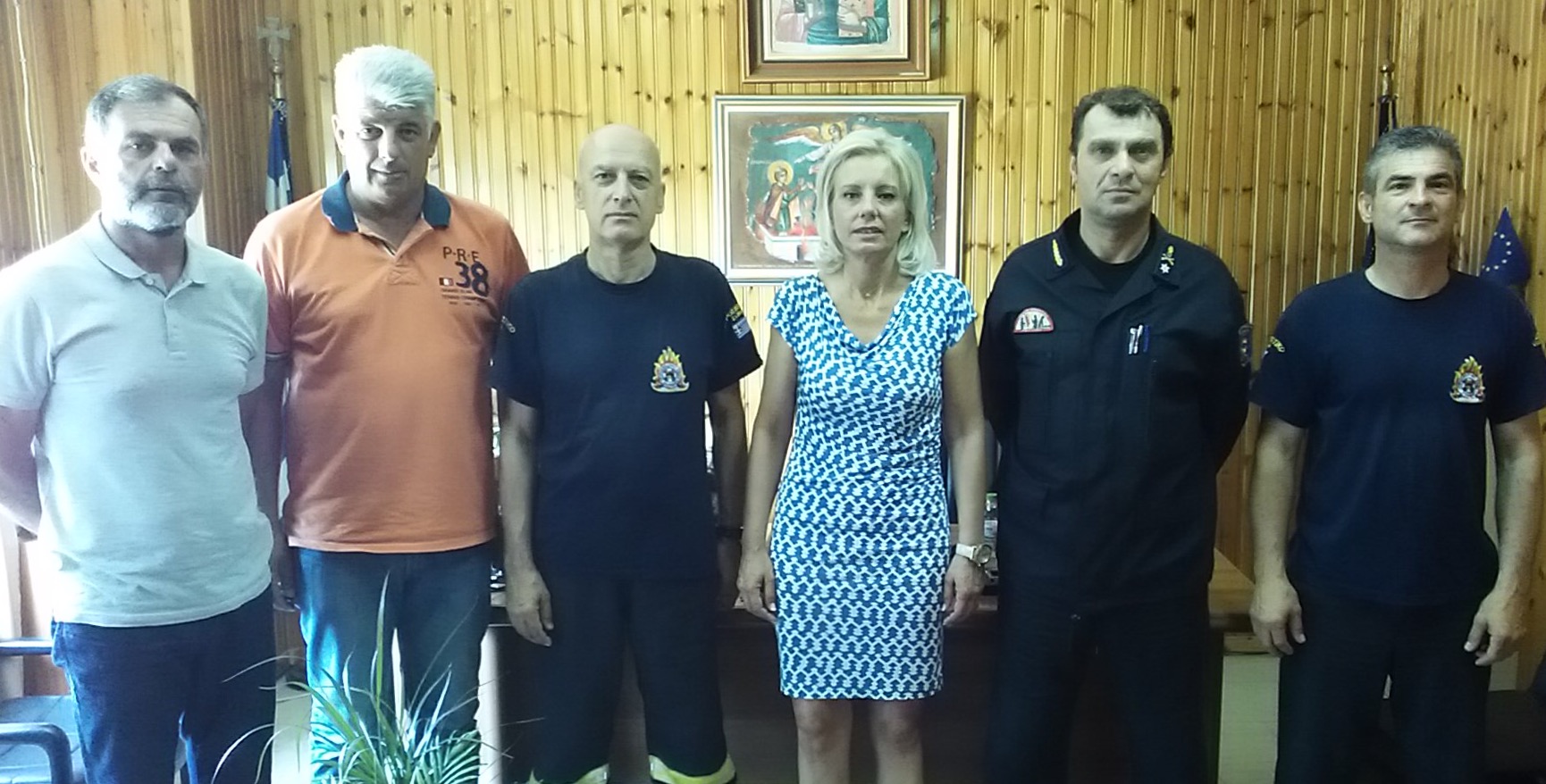 Επίσκεψη Καραλαριώτου στην πυροσβεστική υπηρεσία Λάρισας 