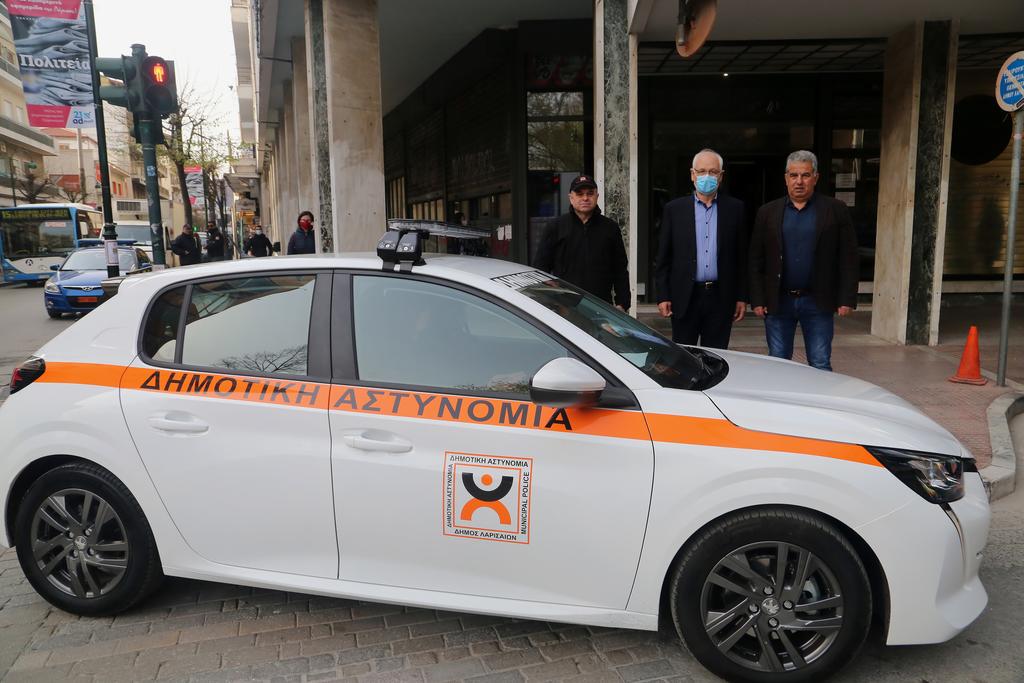 Νέο όχημα για τη Δημοτική Αστυνομία της Λάρισας