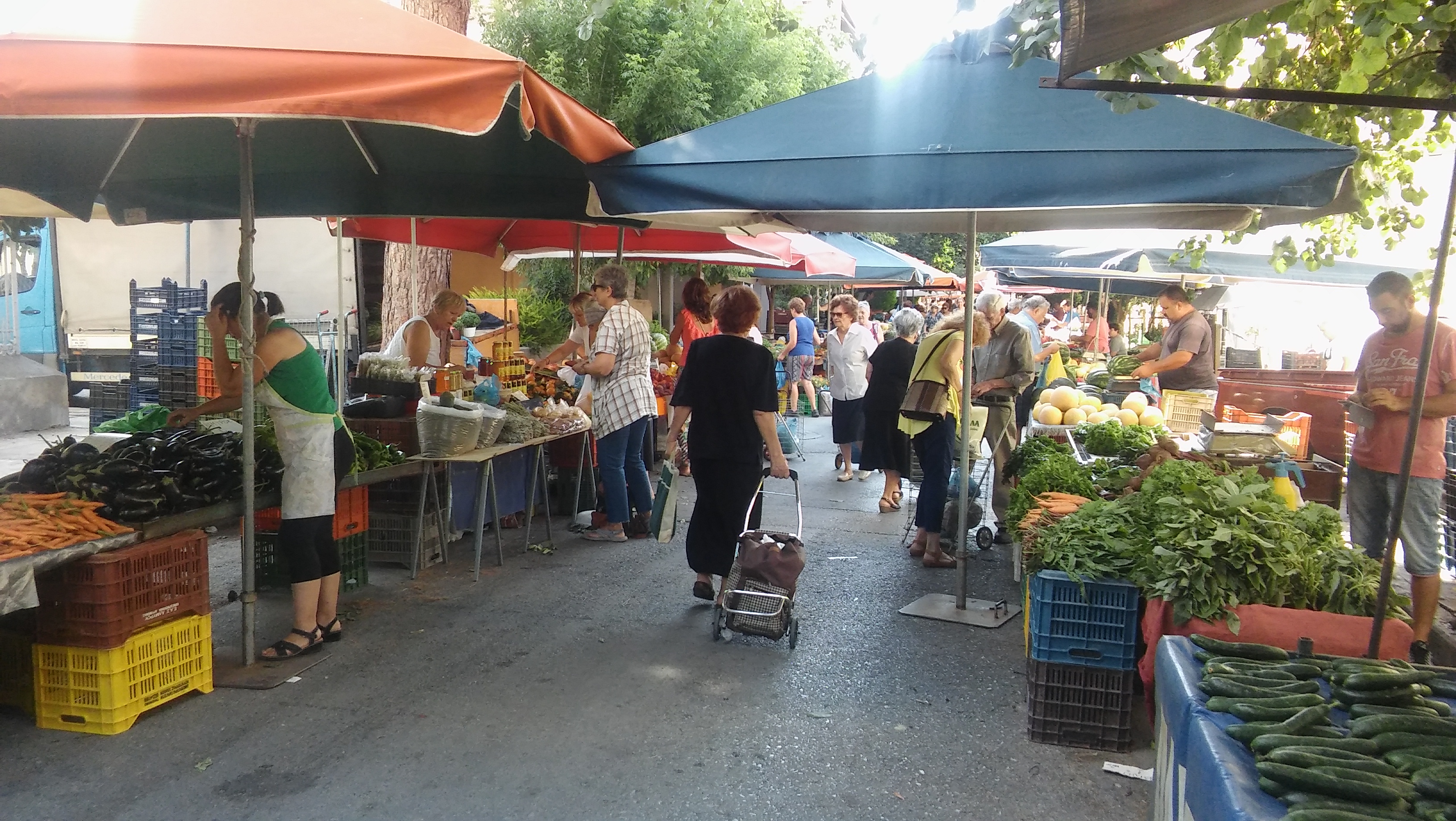 Λάρισα: Η λειτουργία των λαικών αγορών του Σαββάτου 15 Αυγούστου