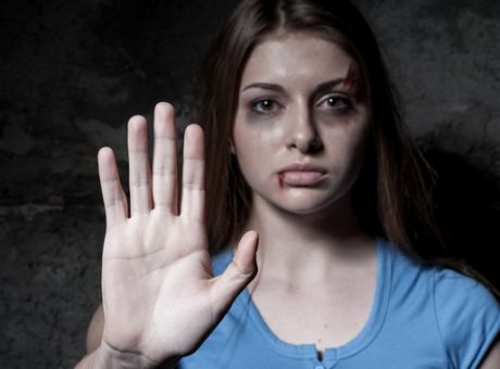 Συμβουλευτικό Κέντρο Λάρισας: Παγκόσμια Ημέρα για την Εξάλειψη της Βίας κατά των Γυναικών