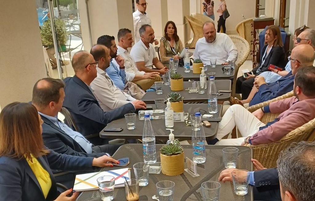 Λάρισα: Συνάντηση ΣΘΕΒ με τον Διοικητή του ΟΑΕΔ Σπύρο Πρωτοψάλτη