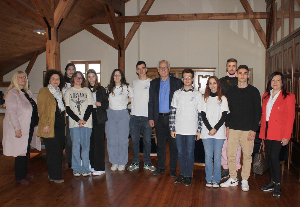 Τις εμπειρίες τους από το πρόγραμμα Euroscola μετέφεραν στον Απ. Καλογιάννη μαθητές του 1ου Πειραματικού Λυκείου