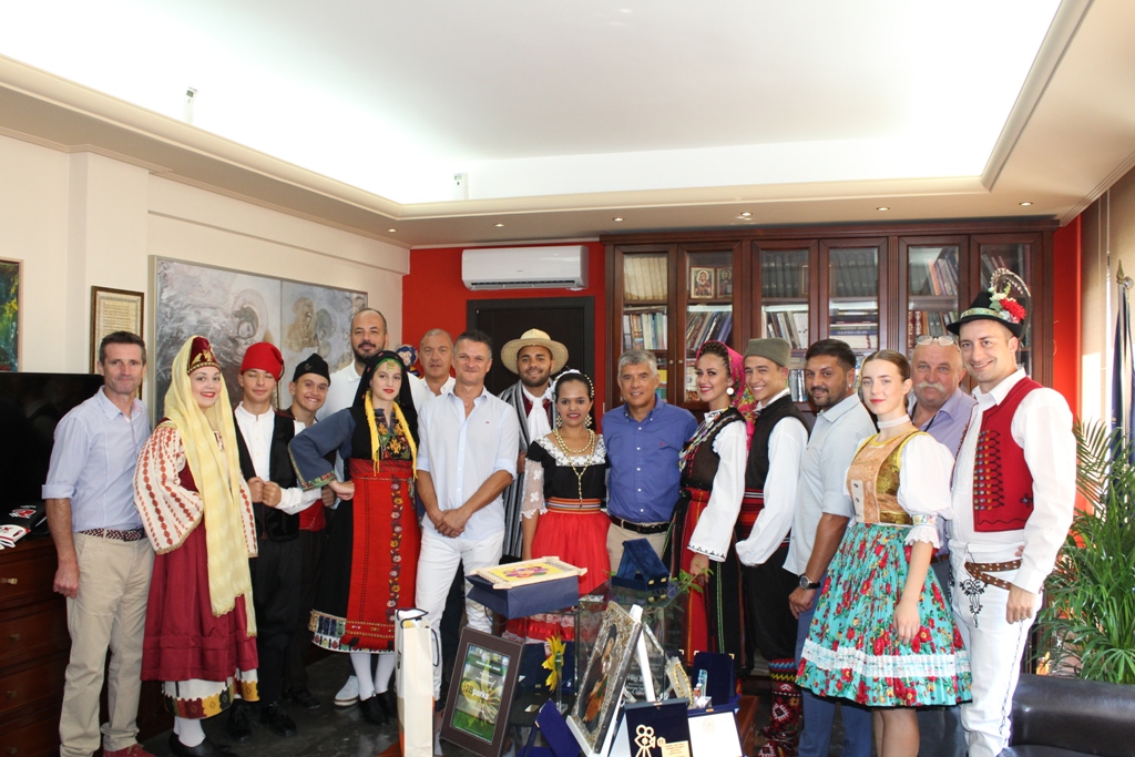 Συνάντηση Αγοραστού με πολιτιστικούς συλλόγους από Σλοβακία, Σερβία και Παραγουάη