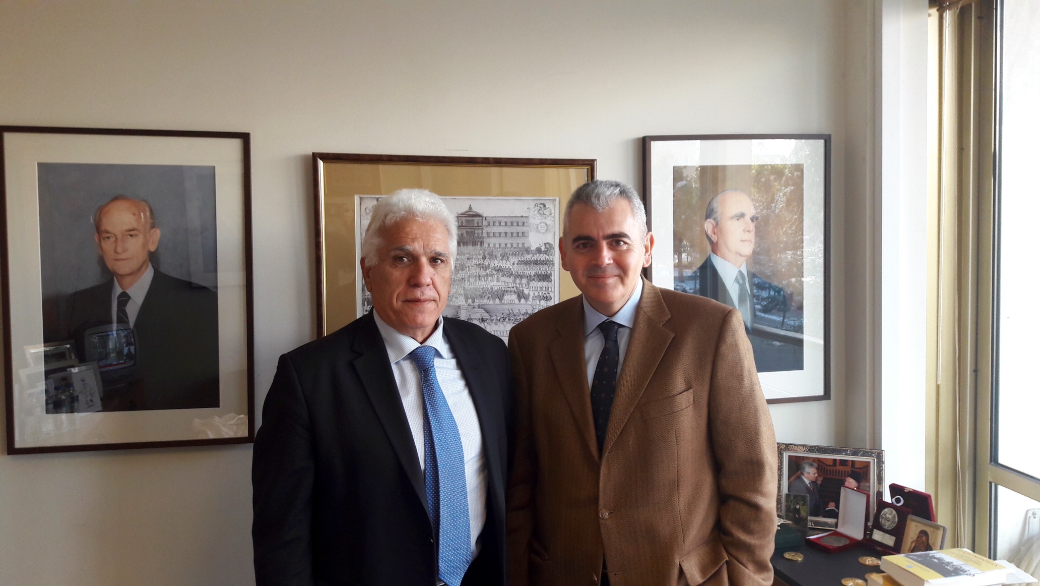 O M. Xαρακόπουλος με τον πρώην αρχηγό της ΕΛ.ΑΣ.