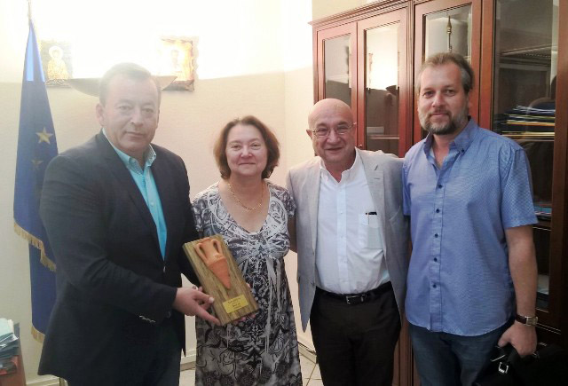  Βραβείο του 8ου Παγκόσμιου Διαγωνισμού Ελαιολάδου παρέδωσε ο Β. Κόκκαλης