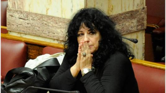 Η Αννα Βαγενά για την υπογραφή της σύμβασης για το Αρχαίο Θέατρο 