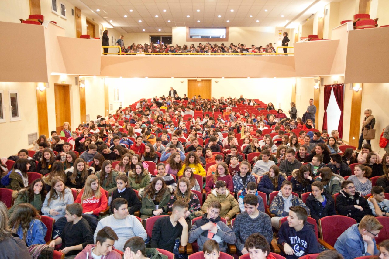 1600 μαθητές σχολείων της Λάρισας στο Μουσικότροπο