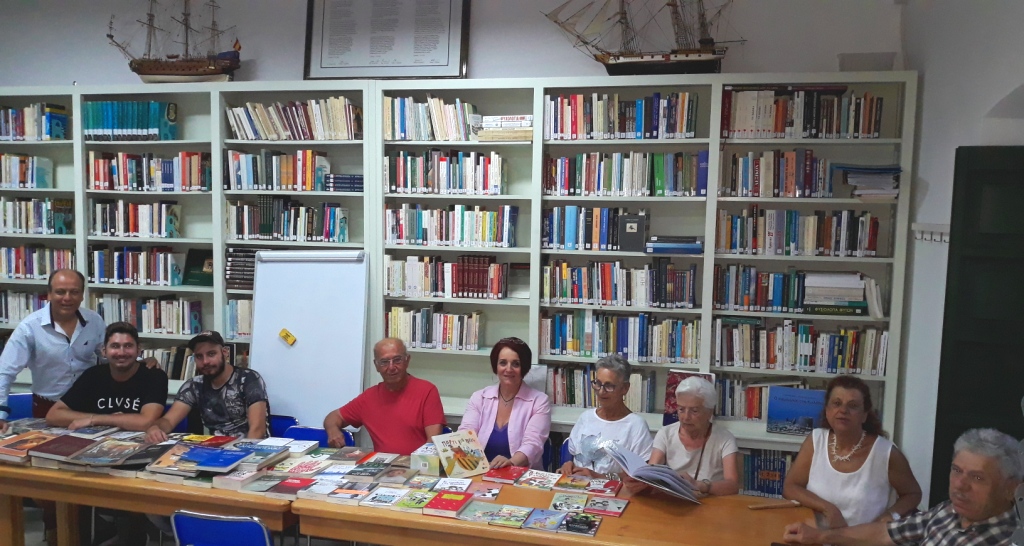 Το ΠΟ.Κ.Ε.Λ. προσέφερε βιβλία στη Λέρο