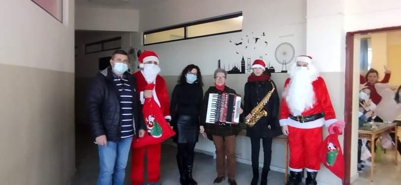 Τέμπη: Χριστουγεννιάτικες εκδηλώσεις σε σχολεία του Δήμου 