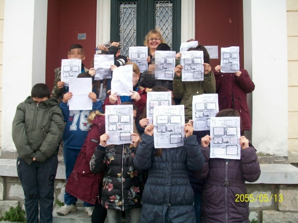 Μαθητές του 3ου Δημοτικού Σχολείου στη Δημοτική Βιβλιοθήκη Τυρνάβου