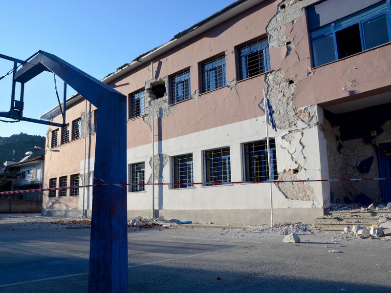 Με παρέμβαση Μητσοτάκη η ΓΕΚ-ΤΕΡΝΑ θα κατασκευάσει νέο Δημοτικό σχολείο στο Δαμάσι 