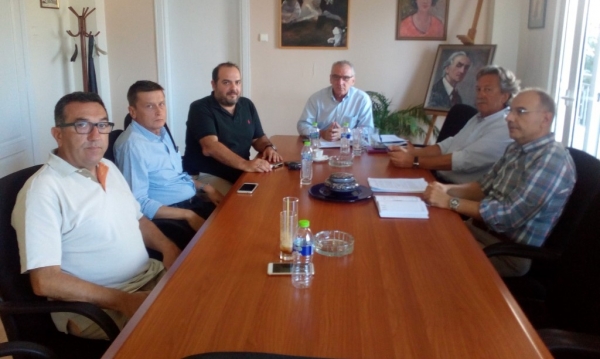 Συνάντηση του δημάρχου Τυρνάβου με εκπροσώπους του ΤΕΕ