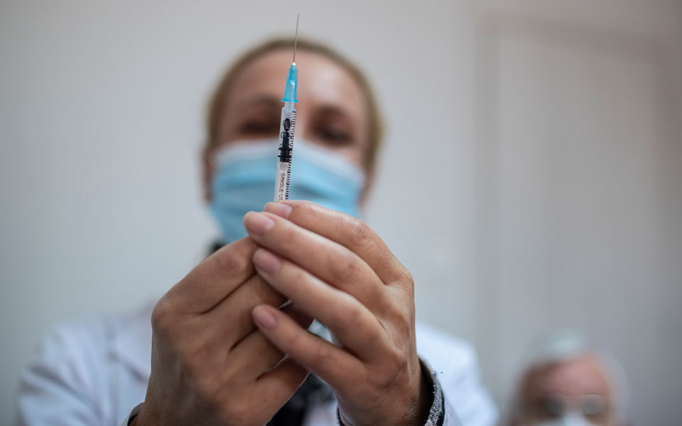 Οδηγίες για τον αντιγριπικό εμβολιασμό από τον Ιατρικό Σύλλογο Λάρισας