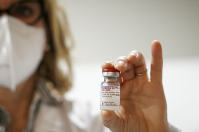 Αχιλλέας Γραβάνης: Τα εμβόλια διακόπτουν τη μετάδοση