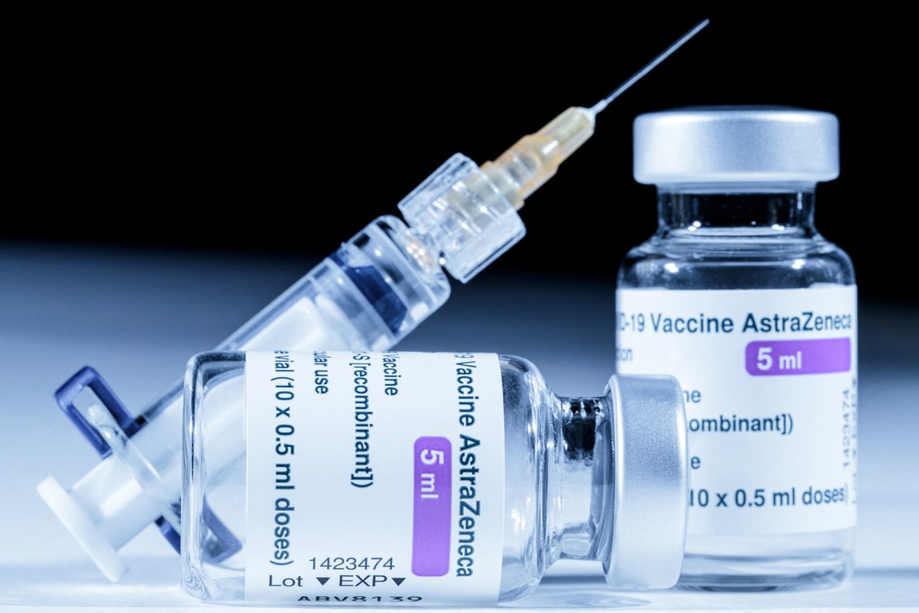 Γραβάνης για εμβόλιο AstraZeneca: Στους άνω των 60 δεν υπάρχουν περιστατικά θρομβώσεων  