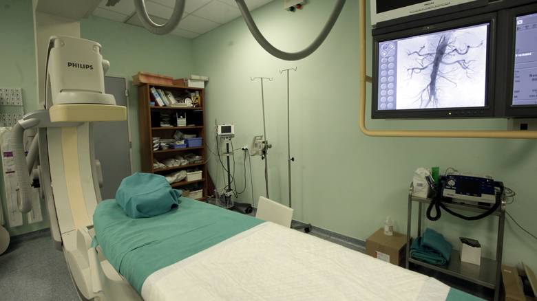 Τέσσερις νέες προσλήψεις για τις ΜΕΘ των νοσοκομείων της Λάρισας 