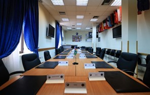 Στα «άδυτα» του ελληνικού στρατηγείου επιχειρήσεων «EUNAVFOR Aspides» στη Λάρισα