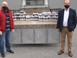 Η εταιρεία "Μπρέτας" πρόσφερε ελιές και μαρμελάδες στο Κοινωνικό Παντοπωλείο