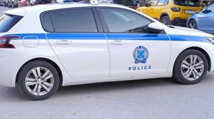 Απάτη στη Λάρισα: "Διαμεσολαβήτρια" δανείων απέσπασε 61.643 ευρώ από τέσσερα άτομα