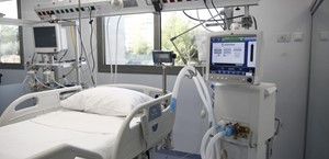 Λάρισα: Παραμένει διασωληνωμένος στη ΜΕΘ ο 9χρονος που πνίγηκε από πορτοκάλι