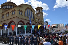 H Λάρισα τιμά τον πολιούχο της Αγιο Αχίλλιο - Συναυλία της μπάντας του Πολεμικού Ναυτικού