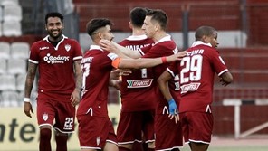 ΑΕΛ - ΠΑΣ Γιάννινα 2 - 0: Αποχαιρέτησε με νίκη την Super League