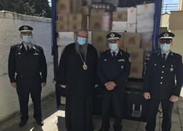 Προσφορά τροφίμων στην Μητρόπολη Λαρίσης από τους Αστυνομικούς της Θεσσαλίας 