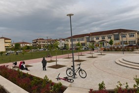 Δήμος Λαρισαίων: Επιτέλους πλατεία για τους κατοίκους του Αγιου Γεωργίου (Eικόνες)