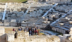 Ζορμπά από Λάρισα: Το α' εξάμηνο του 2022 έτοιμο το αρχαίο θέατρο 