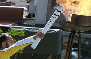 Στην Λάρισα η Ολυμπιακή φλόγα για τους χειμερινούς αγώνες της Ν. Κορέας