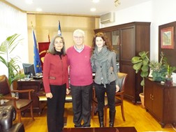 Επίσκεψη Σοφίας Σακοράφα στο Δημαρχείο Λάρισας