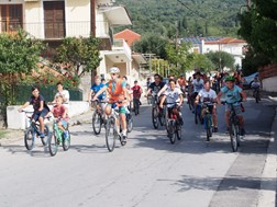 Αγιά: Με επιτυχία η παιδική ποδηλατάδα το πρωί της Κυριακής 