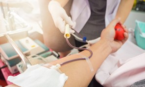 Έλλειψη αποθεμάτων αίματος στο ΠΓΝΛ – Κάλεσμα σε αιμοδοσία από τους γιατρούς
