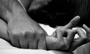Λάρισα: Μήνυσε τον προϊστάμενό της για βιασμό - Εργαζόμενη σε περιφερειακή υπηρεσία 