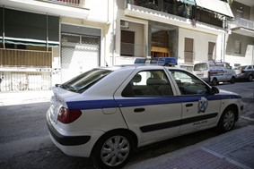 35χρονος βρέθηκε νεκρός μέσα σε αυτοκίνητο στον Τύρναβο