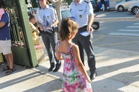 Οι αστυνομικοί θα μοιράσουν ενημερωτικά φυλλάδια στα σχολεία της Θεσσαλίας 