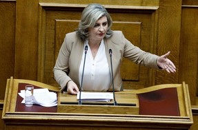 Ε. Λιακούλη: "Κατάφωρη αδικία στις Πανελλήνιες! Κυβερνητική αβλεψία ή σκοπιμότητα;"