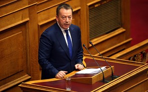 Παρέμβαση Κόκκαλη για εξίσωση αναπηρικών συντάξεων και προνοιακών επιδομάτων