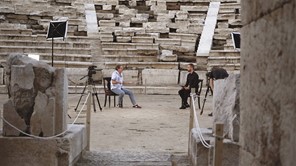 H συνέντευξη του Γκόραν Μπρέγκοβιτς στο Αρχαίο Θέατρο Λάρισας (Βίντεο)