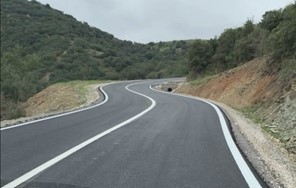 33 χλμ οδικό δίκτυο βελτιώνει η Περιφέρεια Θεσσαλίας στον Δήμο Τεμπών 