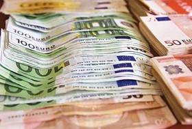 Λαρισαίοι αγρότες πληρώνονται αποζημιώσεις 2,7 εκατ. ευρώ από τον ΕΛΓΑ