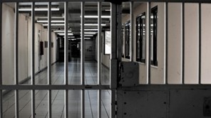Τέσσερις συλλήψεις για τη στάση στις Φυλακές Λάρισας 
